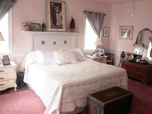 The Captain'S Stay (Adults Only) New Bern Exterior photo