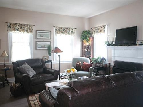 The Captain'S Stay (Adults Only) New Bern Exterior photo